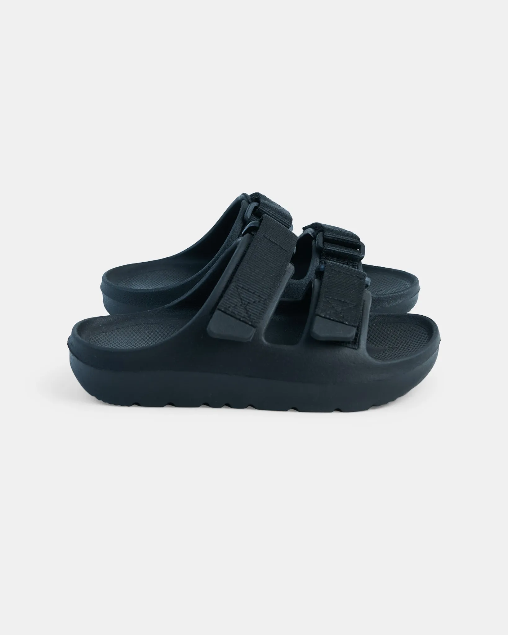 Atlas Slide - Black