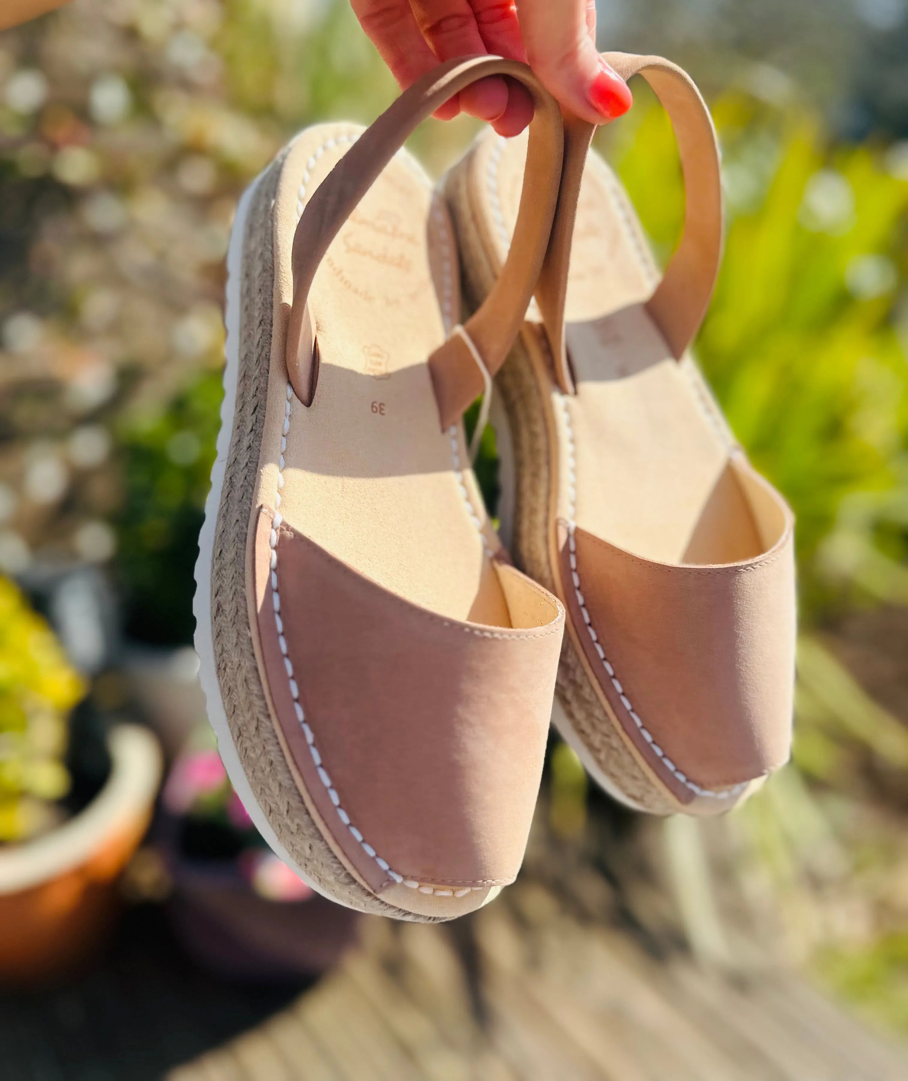Butterscotch Tan Lowforms