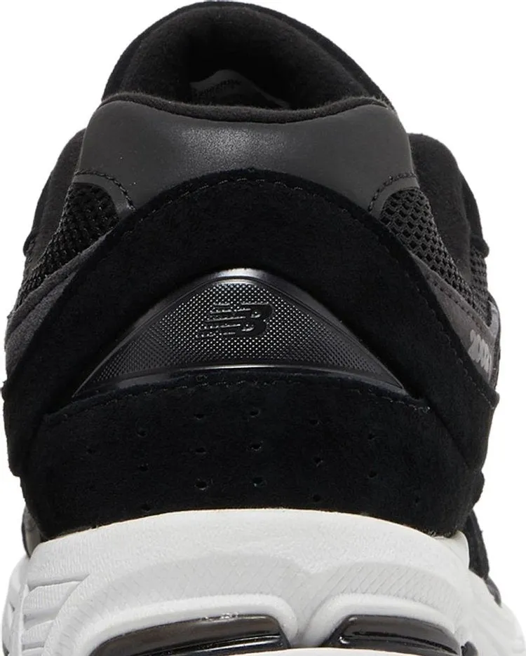 New Balance 2002R 'Black Gunmetal' sneakers, black