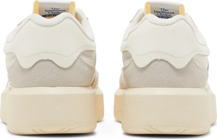 New Balance 302 'Sea Salt' sneakers, cream